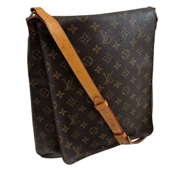 💎✨AUTHENTIC✨💎LV Musette Salsa GM monogram - Picture 4 of 14